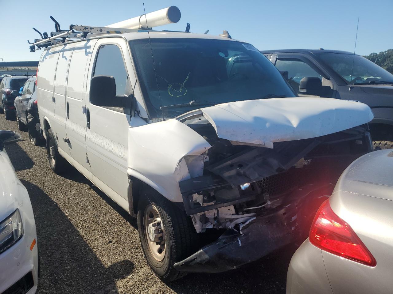 2022 Chevrolet Express G3500 - Image 4