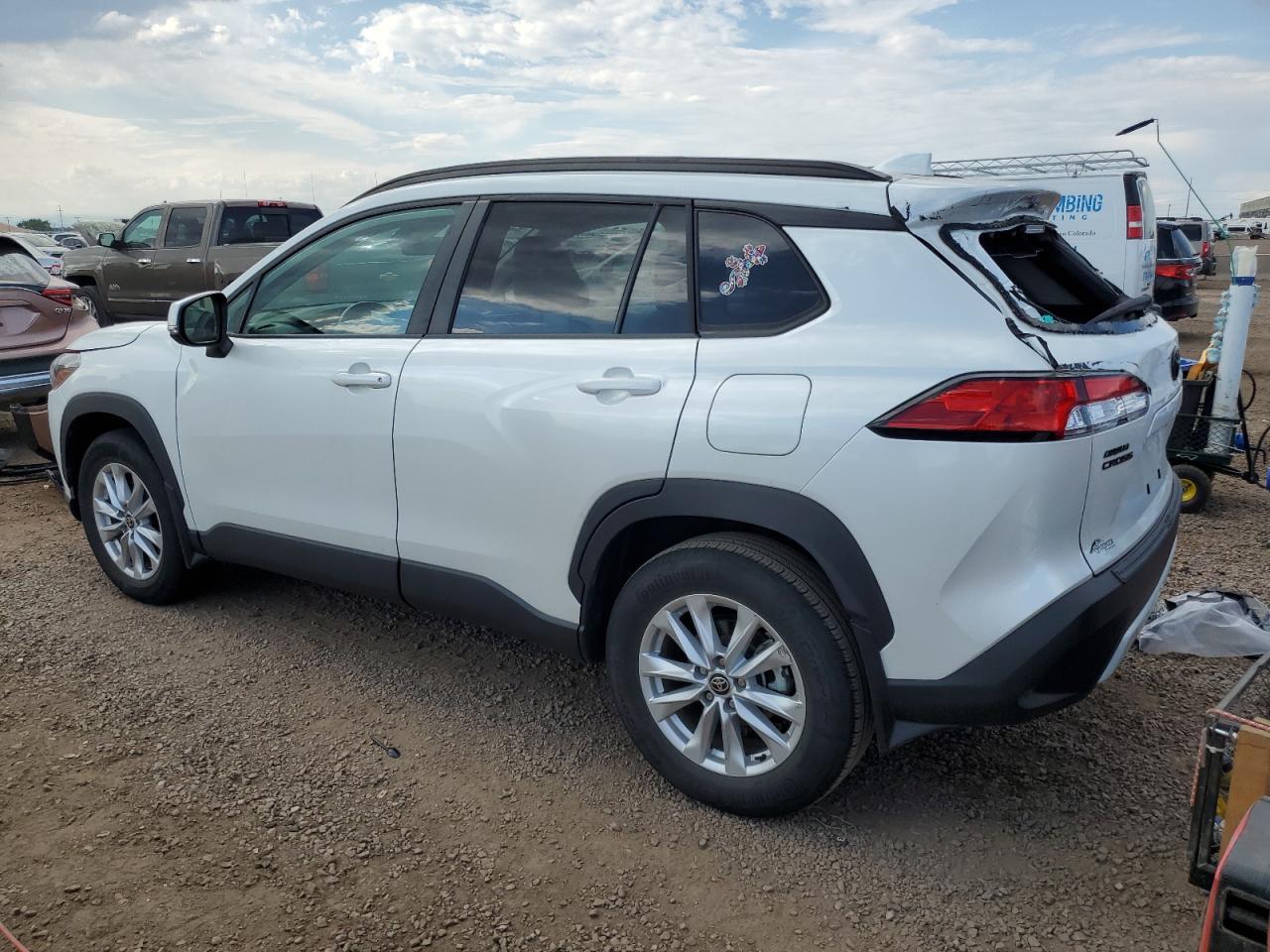 2022 Toyota Corolla Cross Le - Фото 2