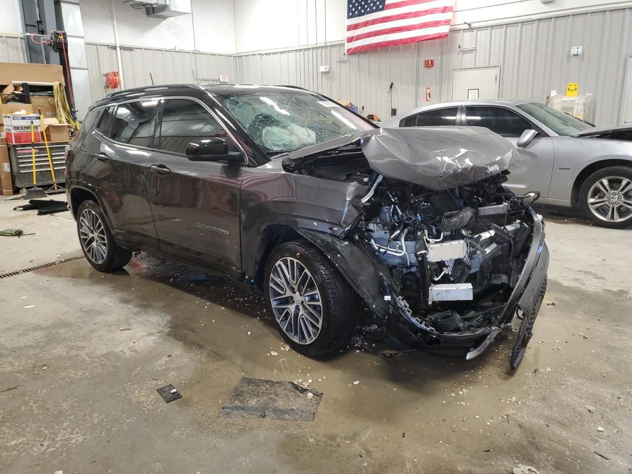 2022 Jeep Compass Limited - Фото 4