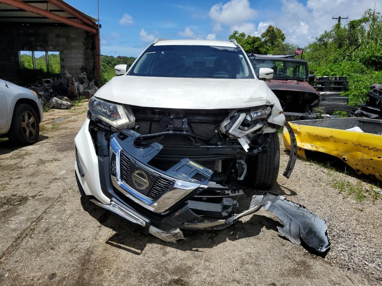 2017 Nissan Rogue S - Фото 5