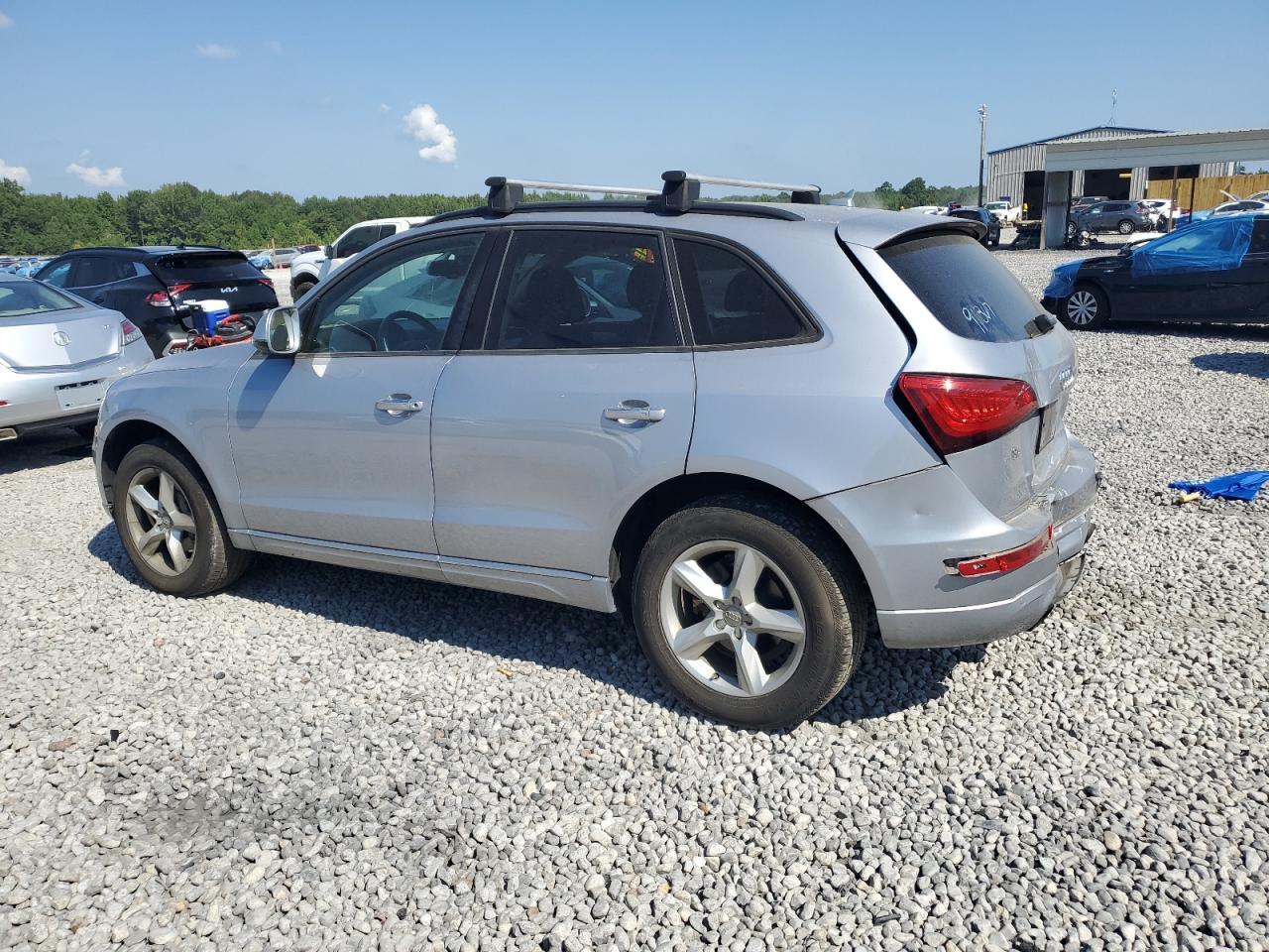 2016 Audi Q5 Premium - Image 2