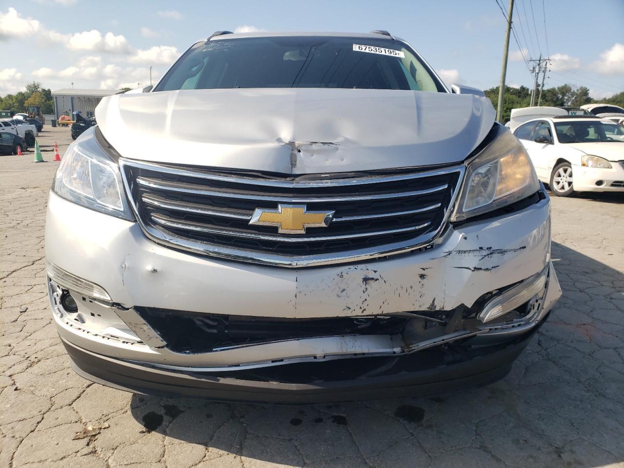 2016 Chevrolet Traverse Lt - Image 5