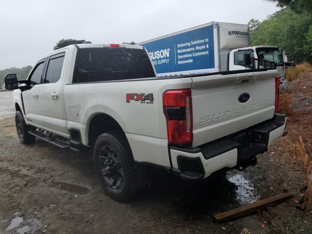 2024 Ford F250 Super Duty - Фото 2