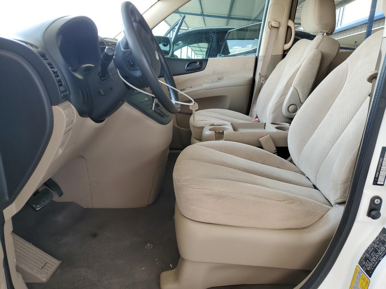 2008 Hyundai Entourage Gls - Image 7