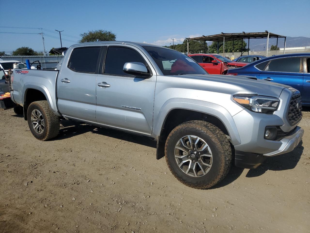2022 Toyota Tacoma Double Cab - Фото 4