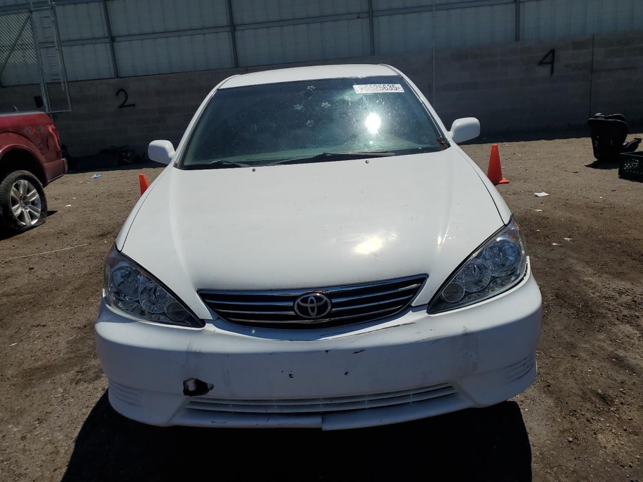 2005 Toyota Camry Le - Фото 5