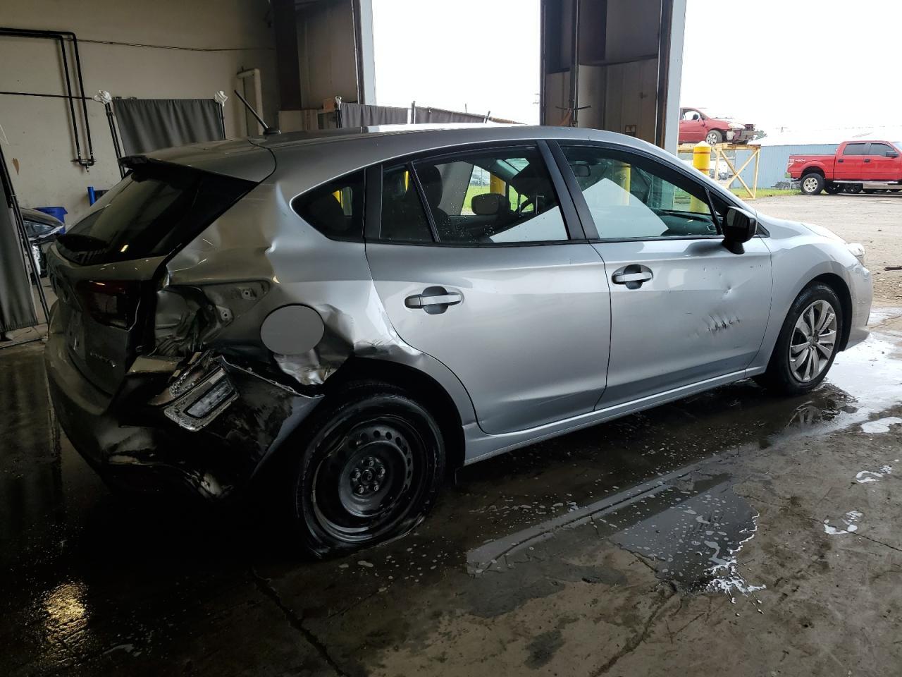 2023 Subaru Impreza - Фото 3