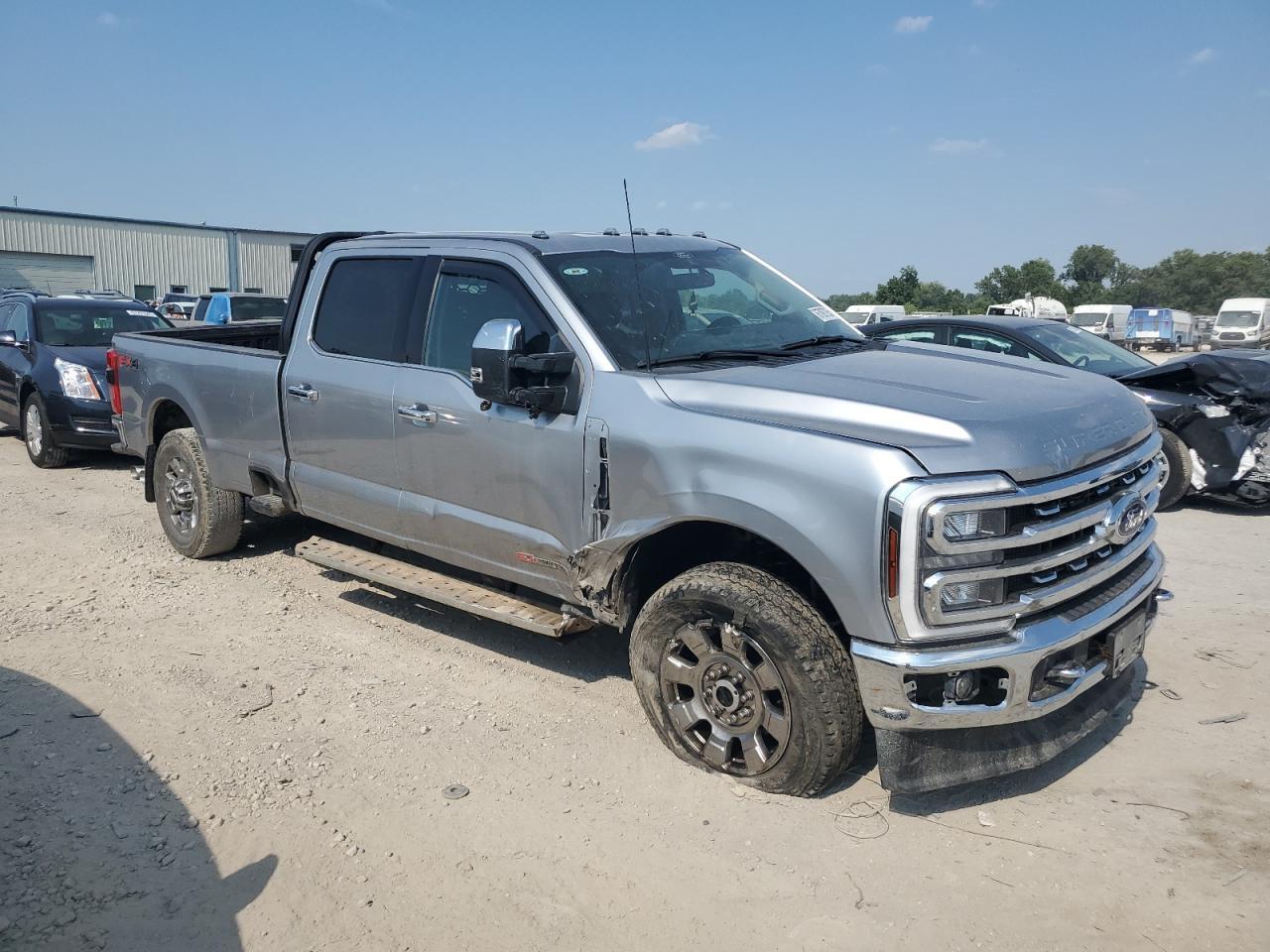 2024 Ford F350 Super Duty - Фото 4