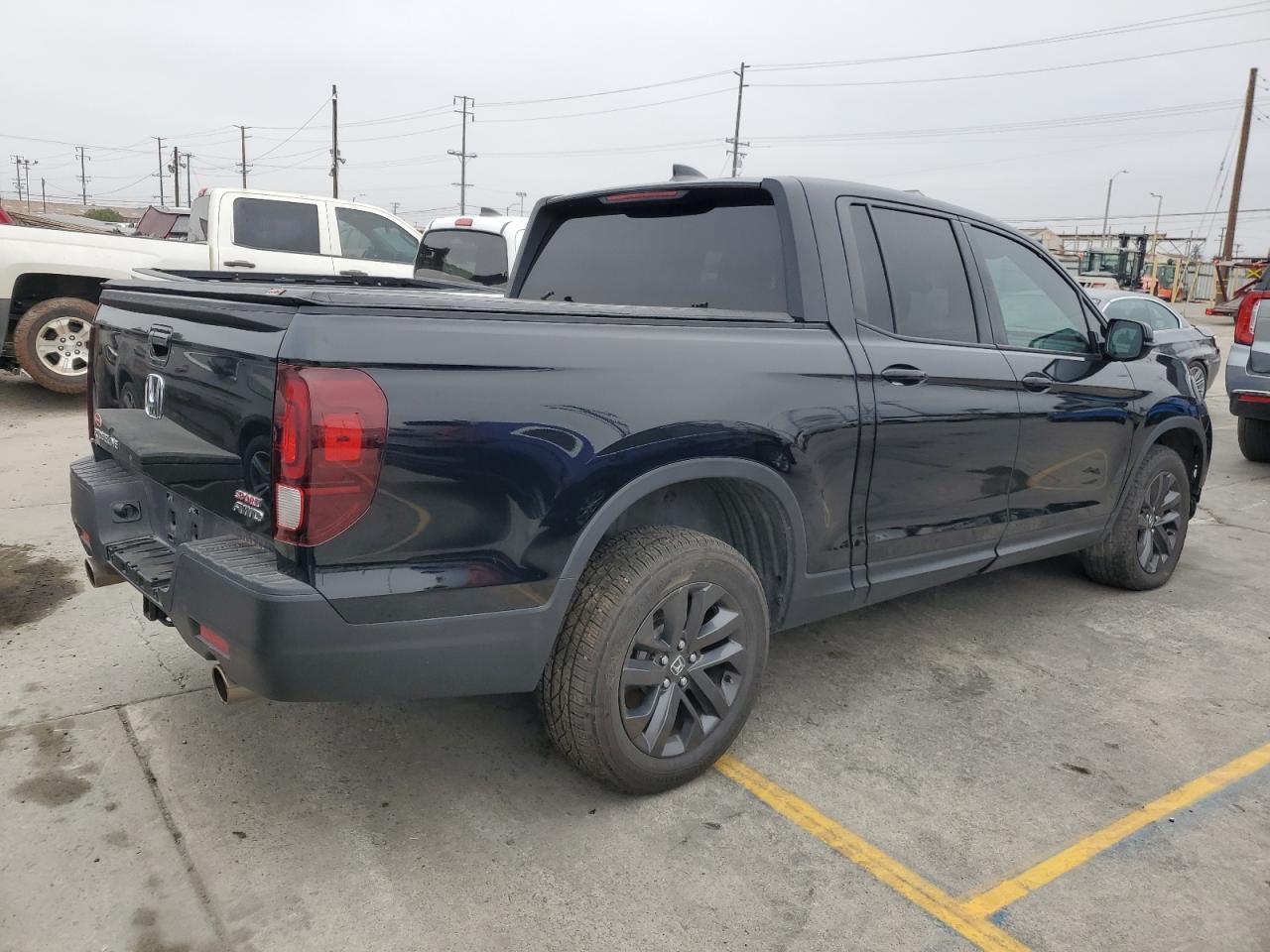 2023 Honda Ridgeline Sport - Фото 3