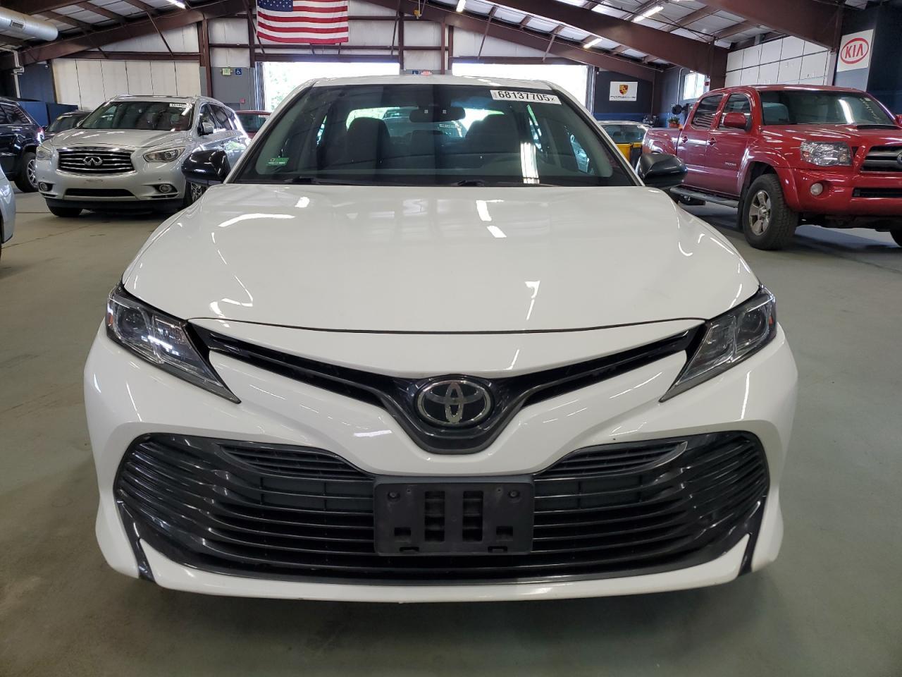 2018 Toyota Camry L - Фото 5