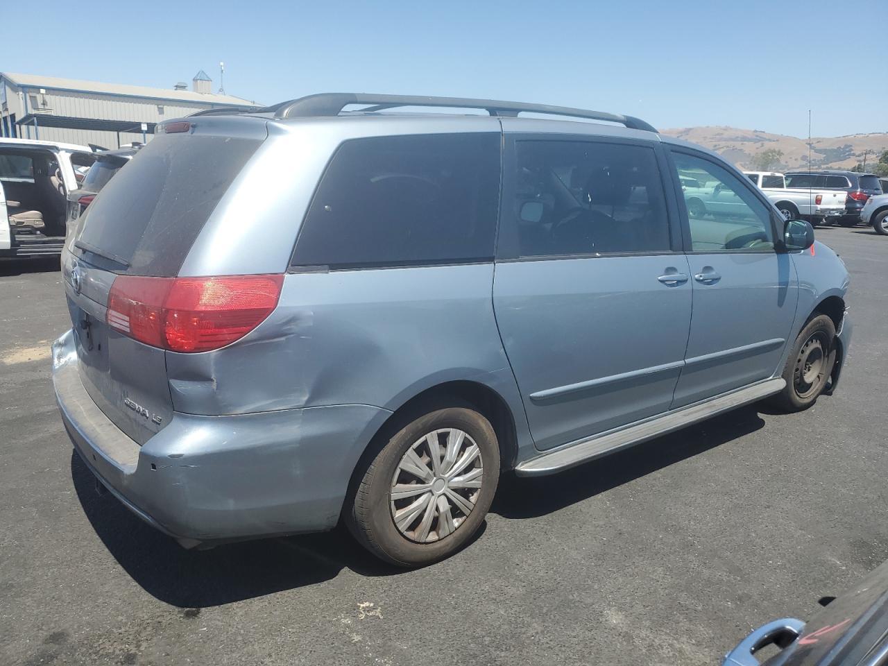 2004 Toyota Sienna Ce - Фото 3