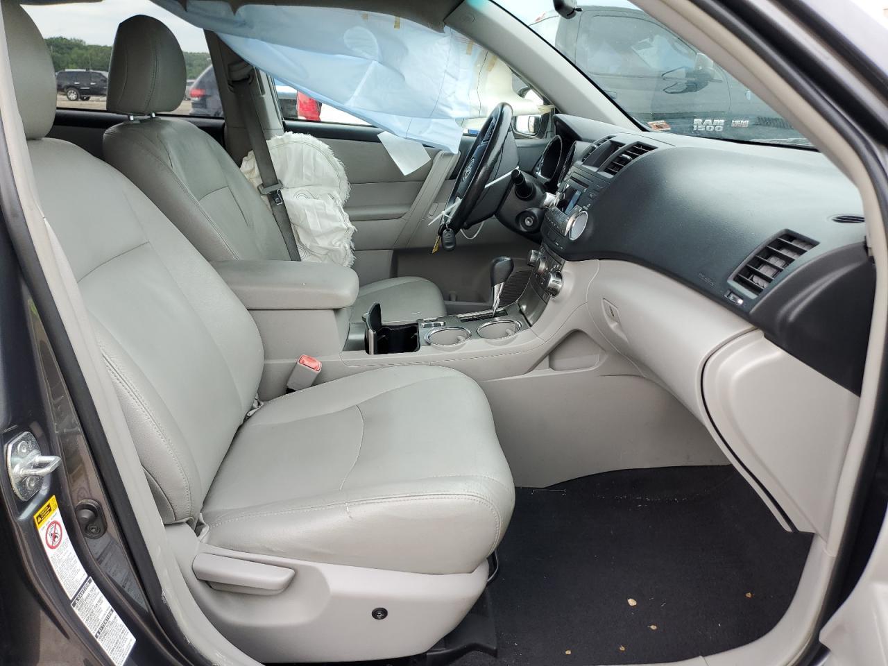 2011 Toyota Highlander Base - Фото 7