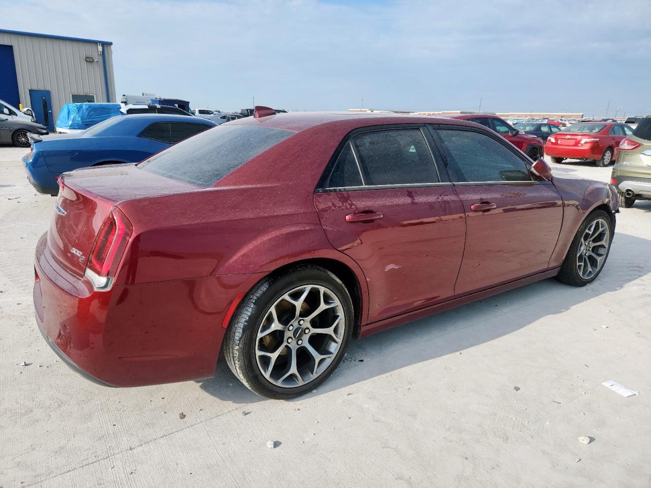 2018 Chrysler 300 S - Image 3