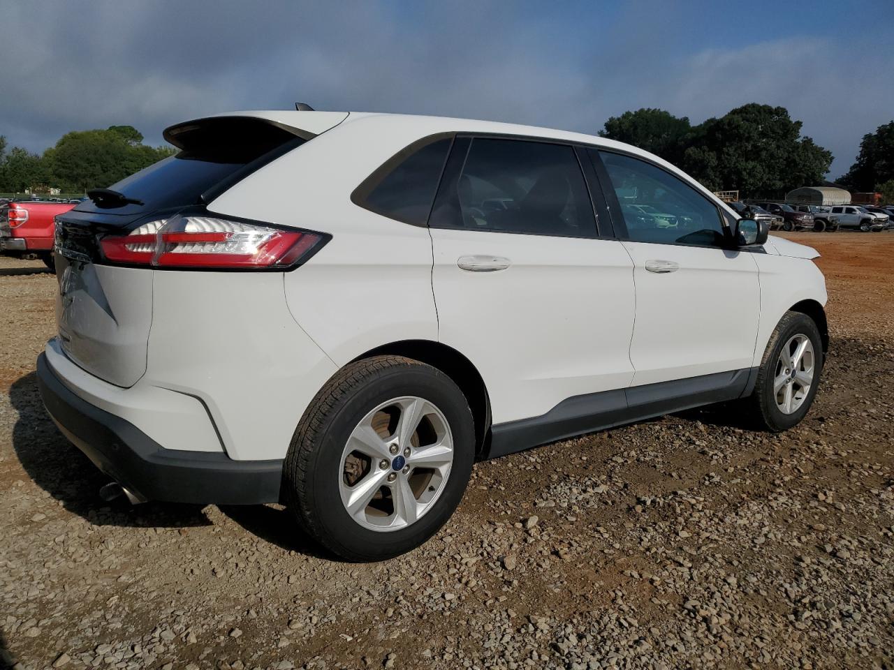 2020 Ford Edge Se - Image 3