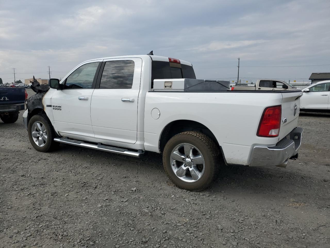 2017 Ram 1500 Slt - Фото 2