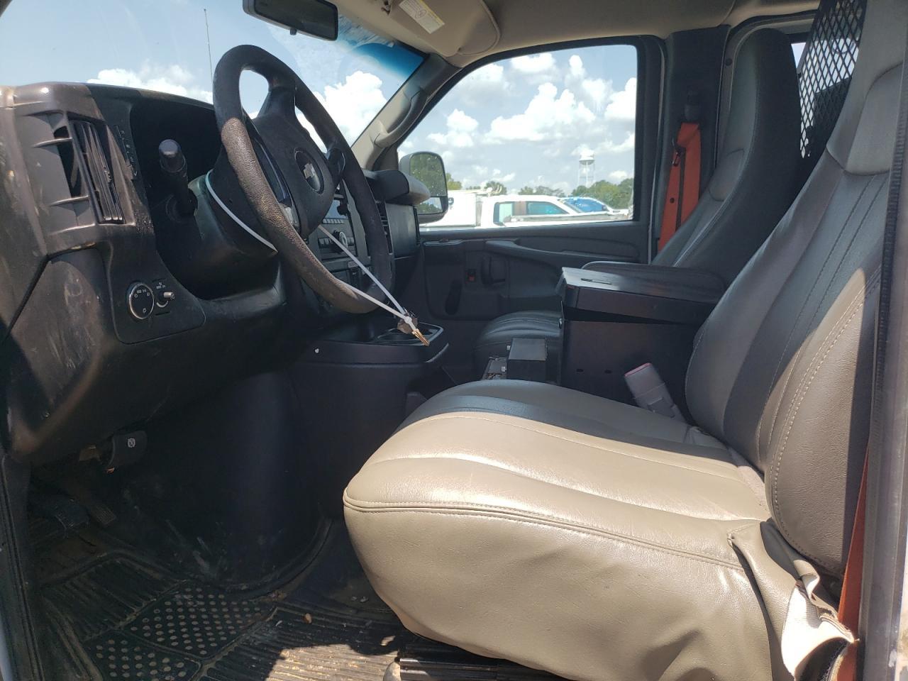 2013 Chevrolet Express G2500 - Фото 7