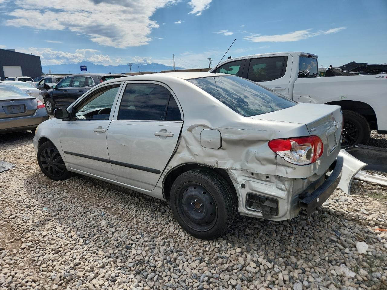 2003 Toyota Corolla Ce - Фото 2