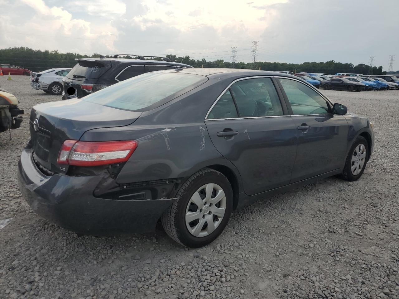 2010 Toyota Camry Base - Фото 3