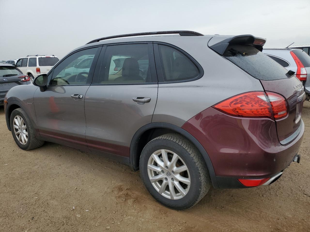 2012 Porsche Cayenne S Hybrid - Фото 2