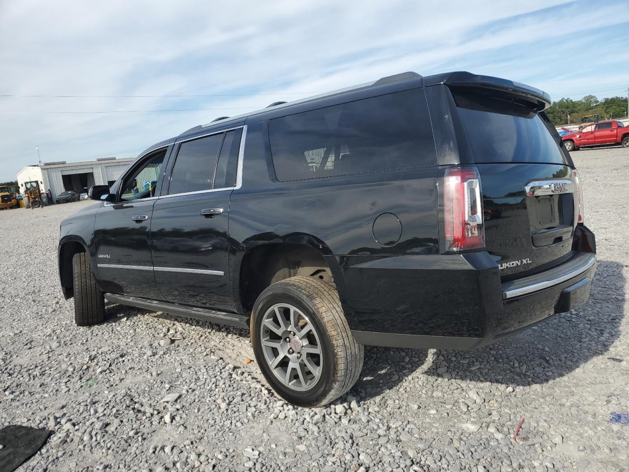 2015 GMC Yukon Xl Denali - Фото 2