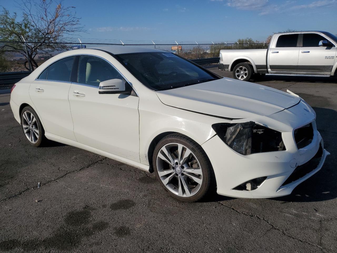 2017 Mercedes-Benz Cla 250 - Фото 4