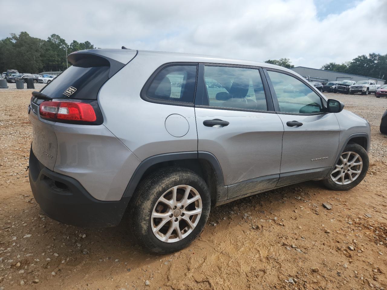 2015 Jeep Cherokee Sport - Фото 3