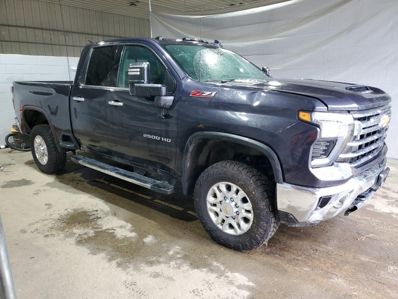 2024 Chevrolet Silverado K2500 Heavy Duty Ltz - Image 4