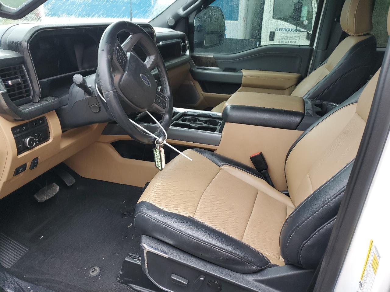 2024 Ford F250 Super Duty - Фото 7