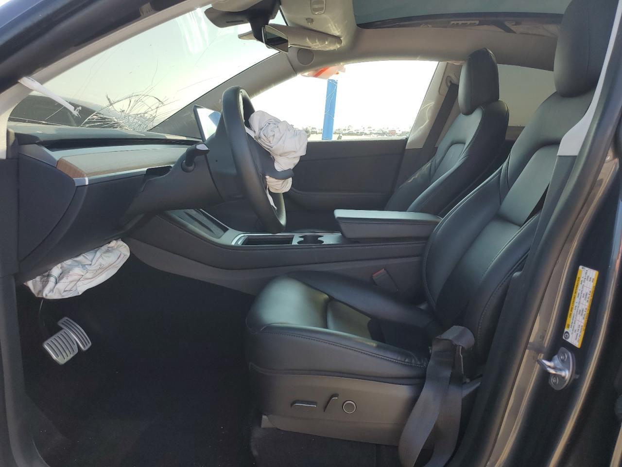 2022 Tesla Model Y - Фото 7