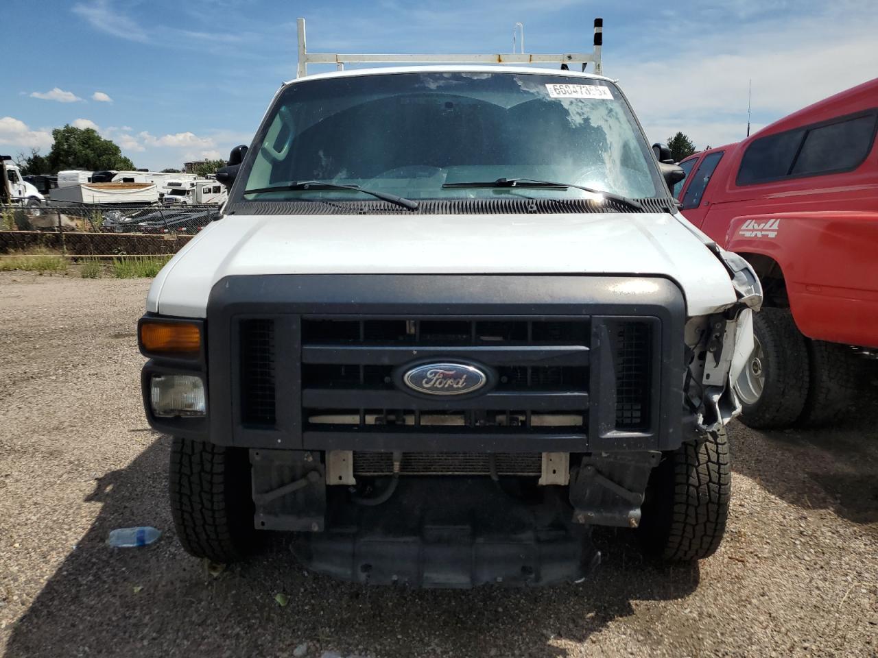 2010 Ford Econoline E250 Van - Фото 5