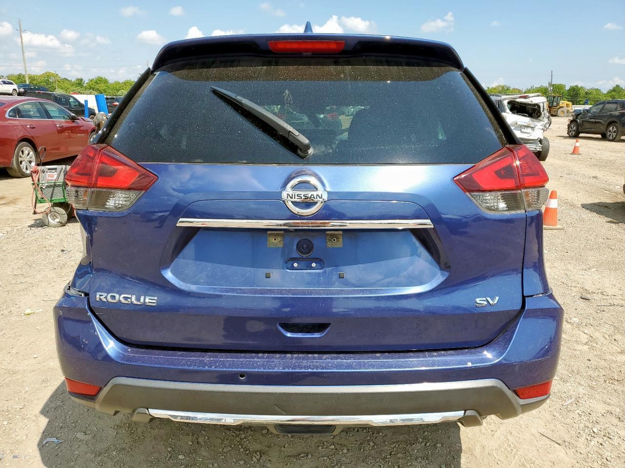 2017 Nissan Rogue S - Фото 6