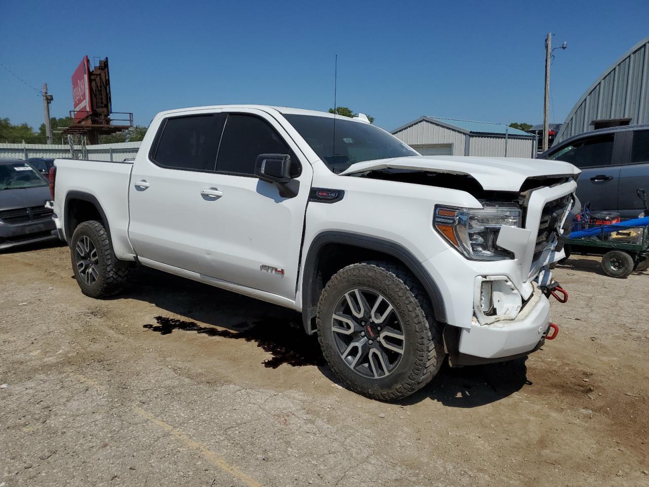 2021 GMC Sierra K1500 At4 - Фото 4