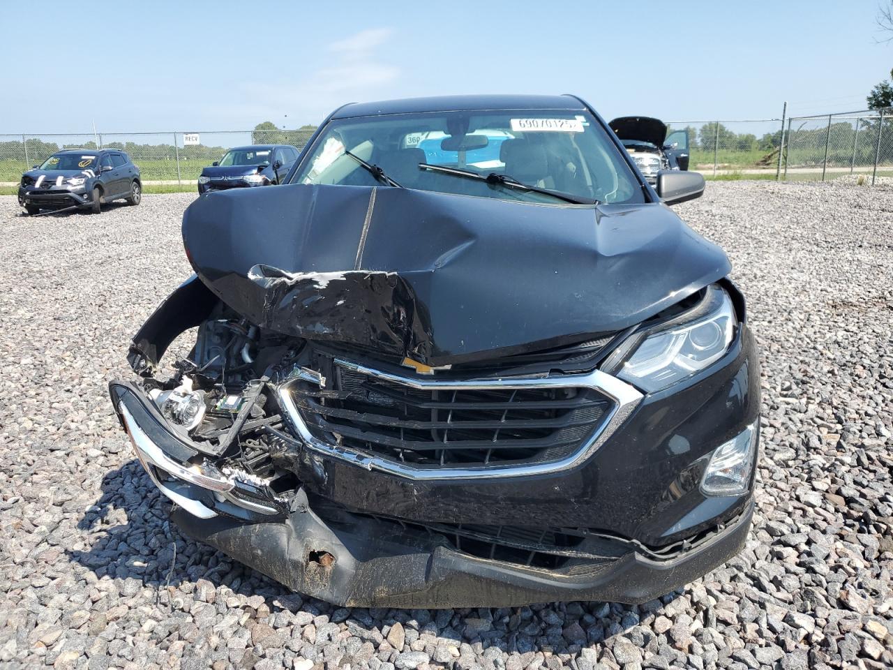 2018 Chevrolet Equinox Ls - Image 5