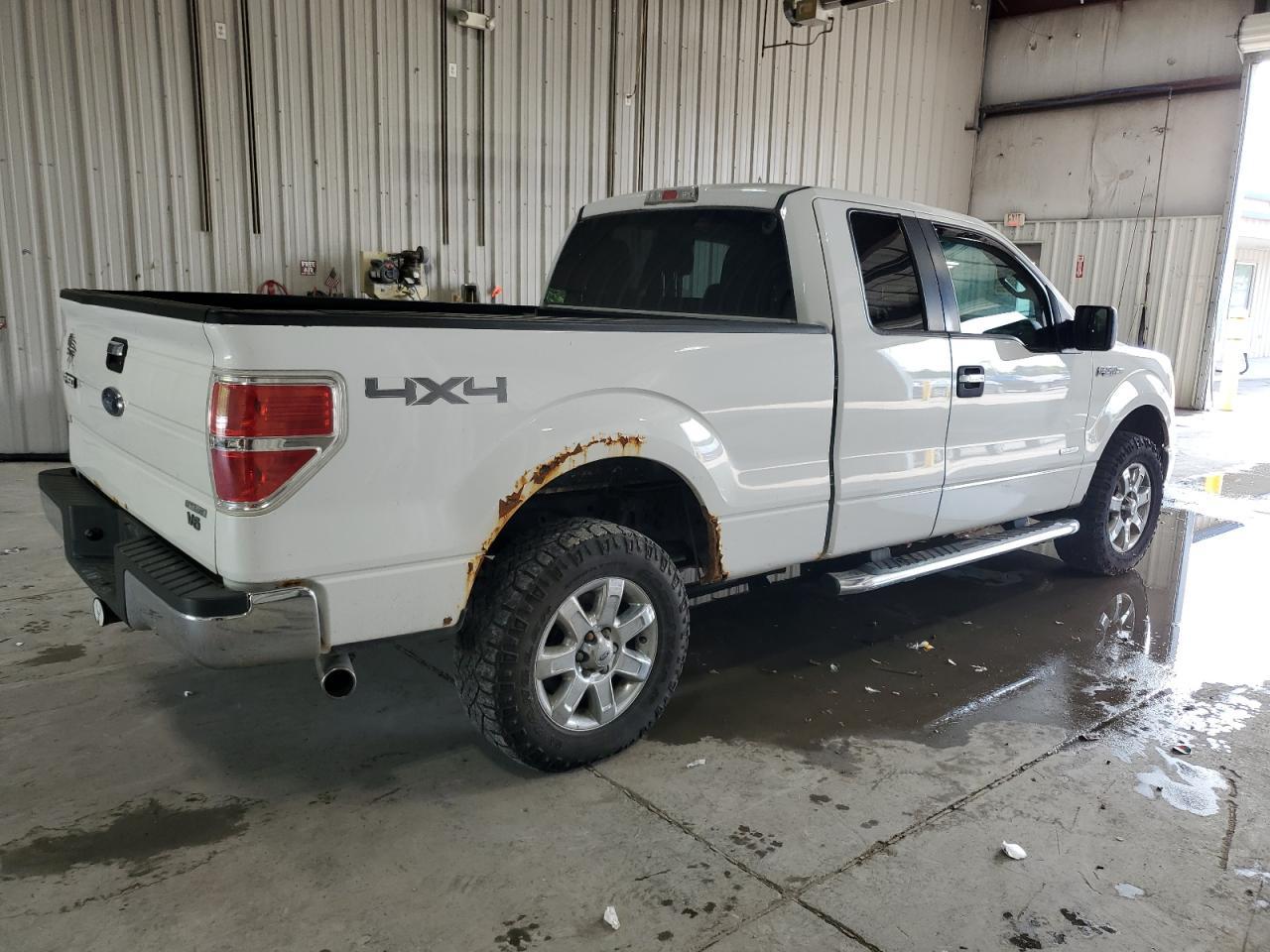 2013 Ford F150 Super Cab - Фото 3