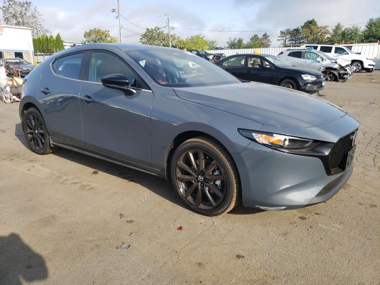 2025 Mazda 3 Preferred - Image 4