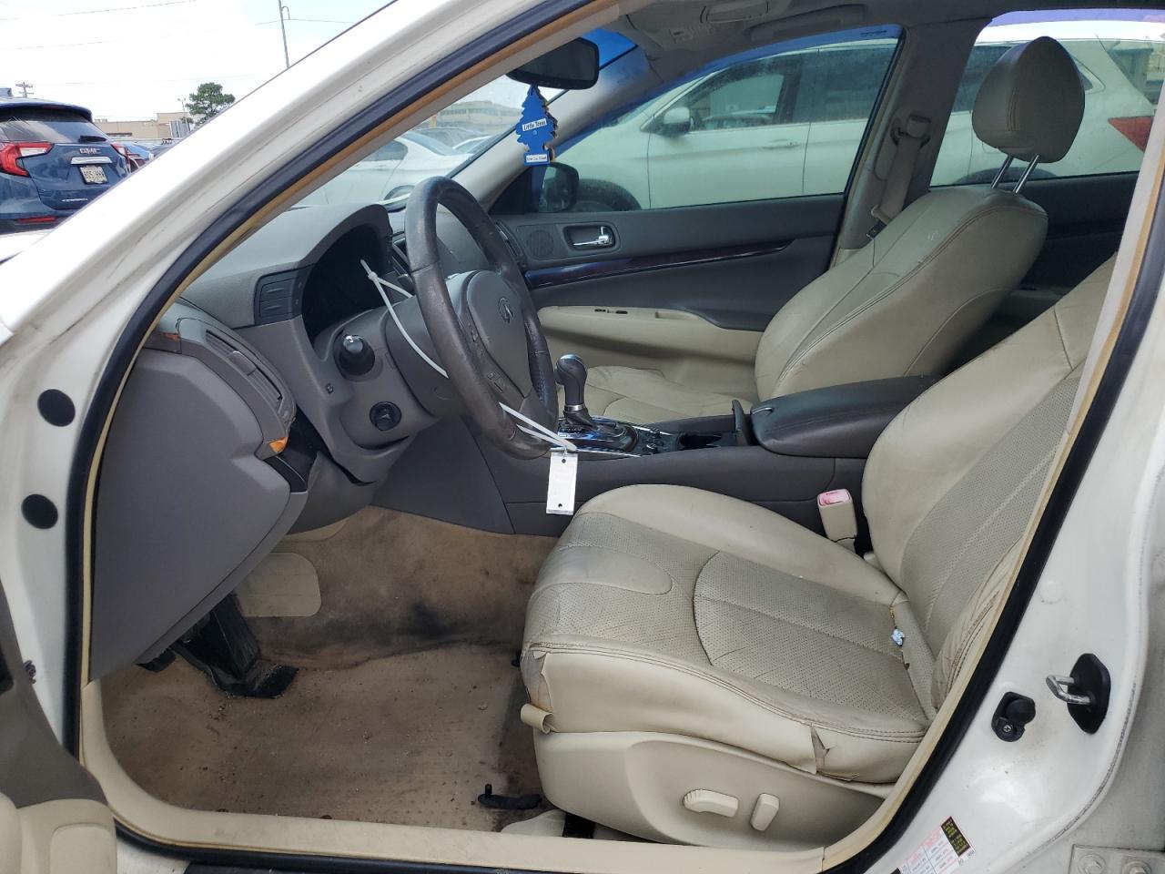 2012 Infiniti G37 - Image 7