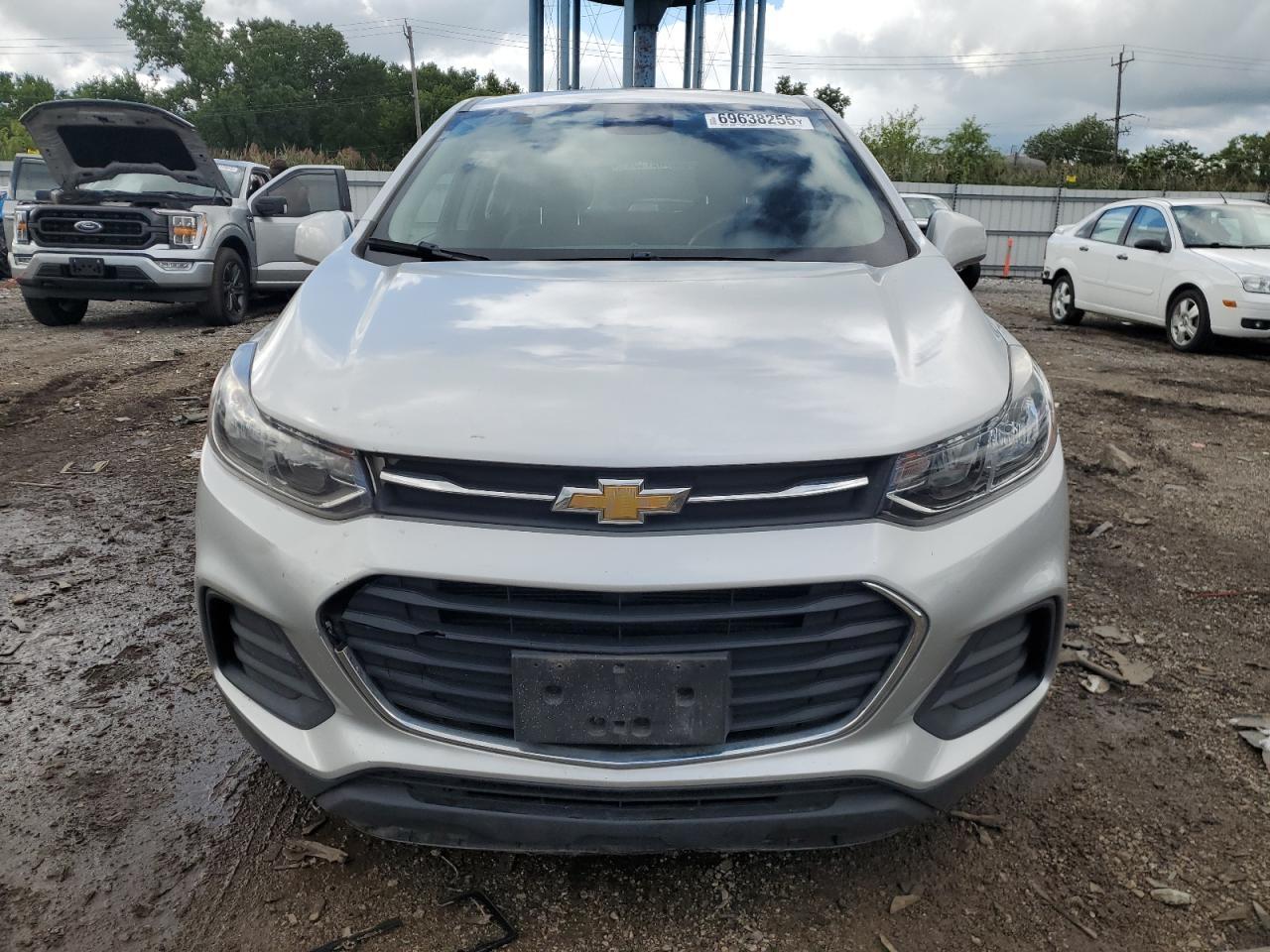 2020 Chevrolet Trax Ls - Image 5