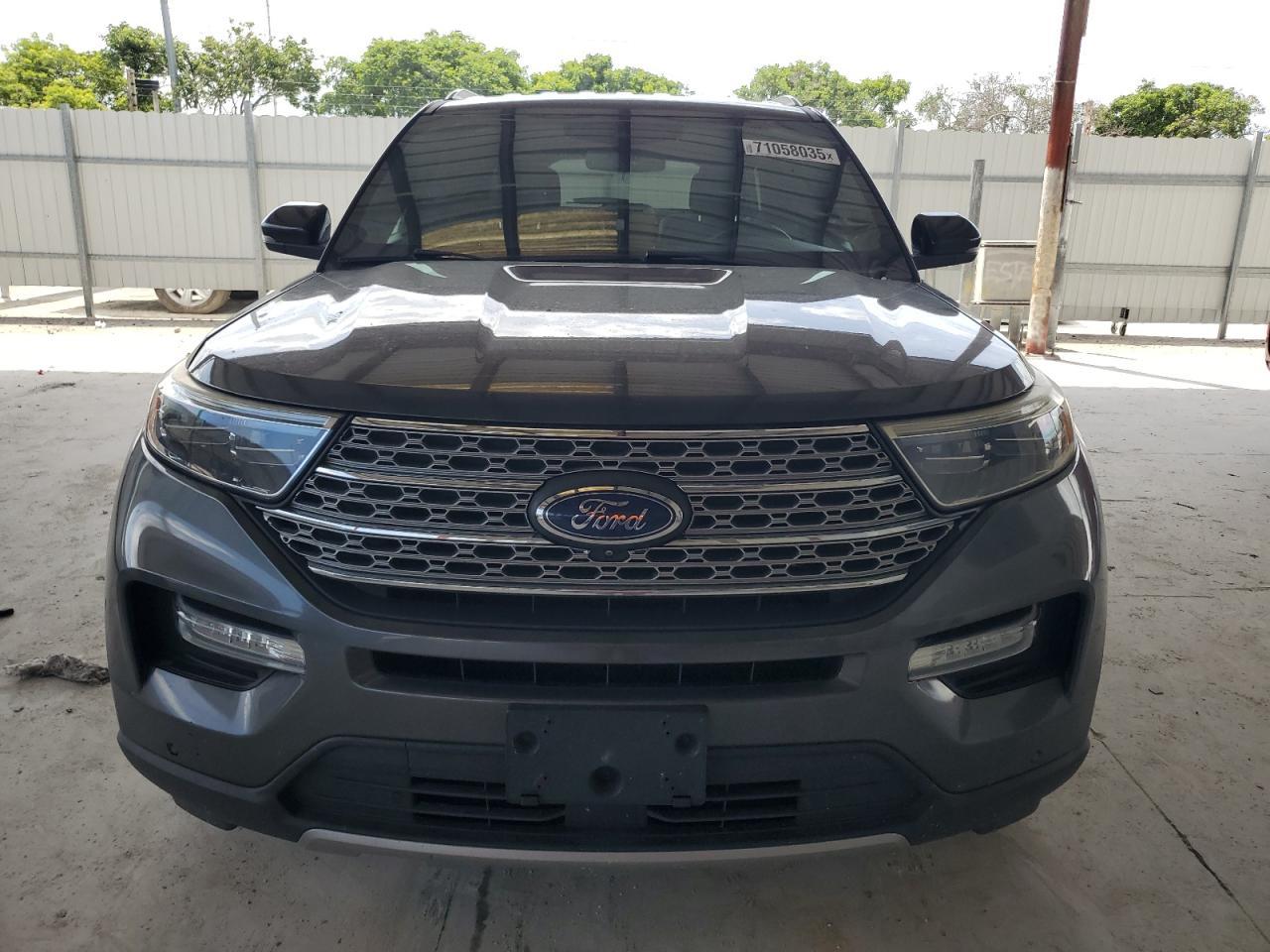 2020 Ford Explorer Limited - Image 5