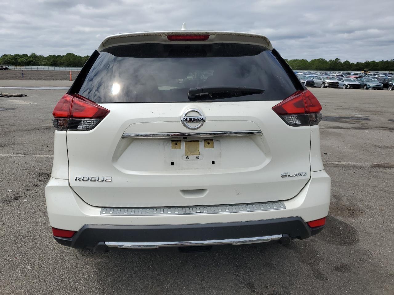 2018 Nissan Rogue S - Фото 6