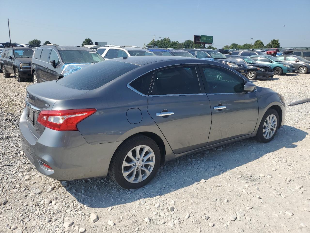 2019 Nissan Sentra S - Фото 3