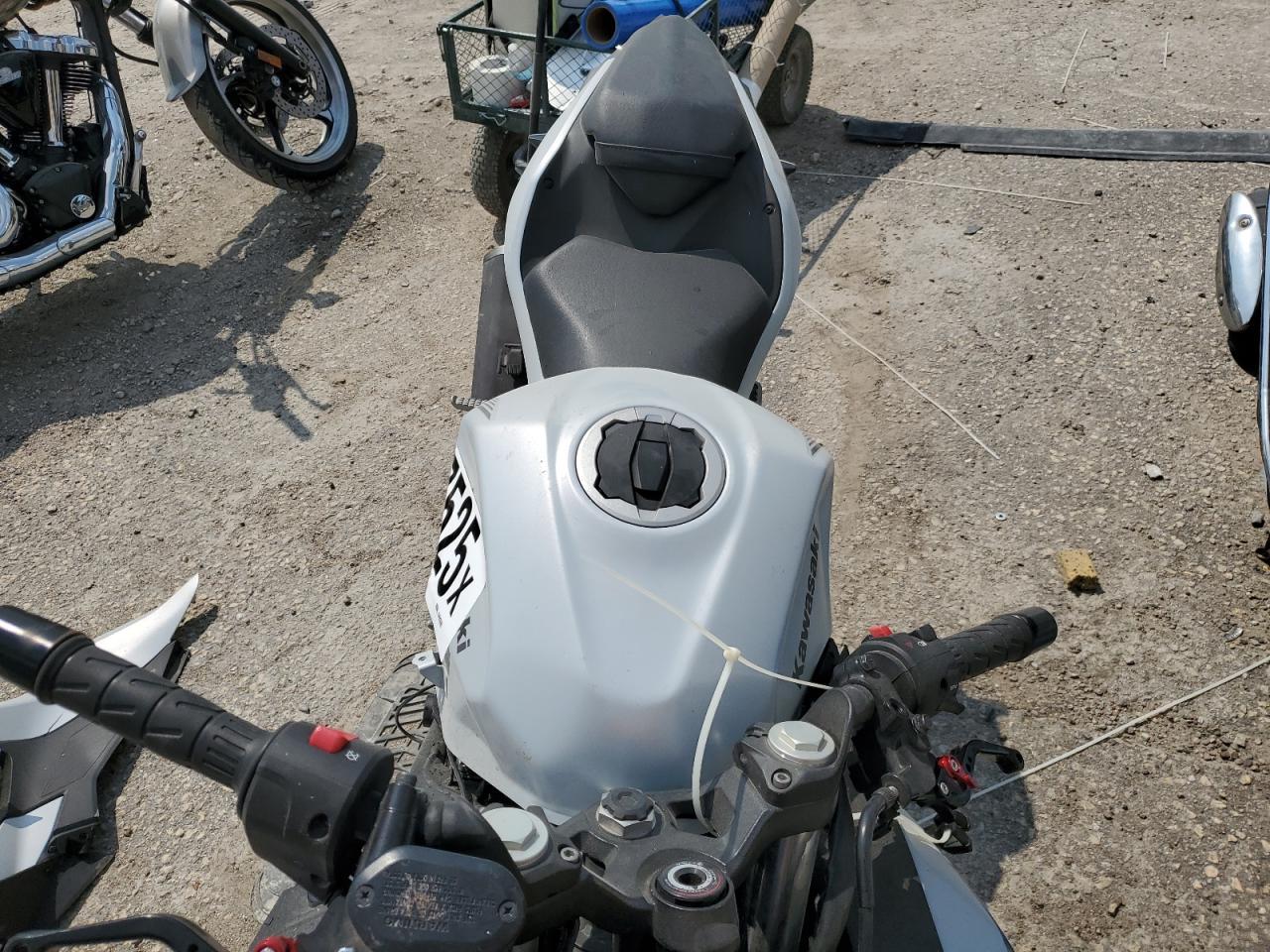 2025 Kawasaki Ex500 - Фото 5