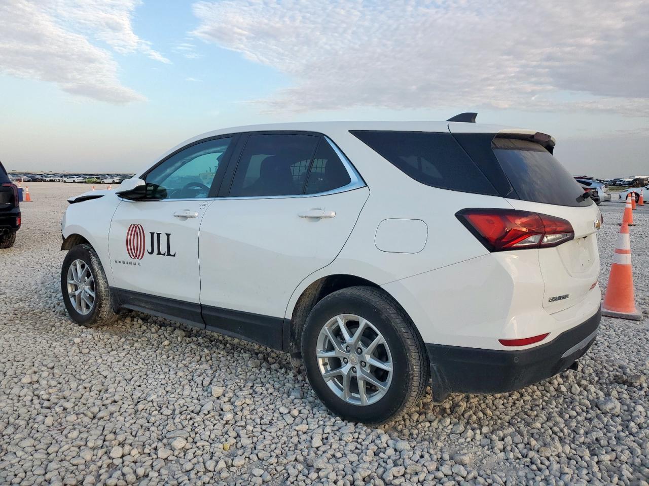 2023 Chevrolet Equinox Lt - Фото 2