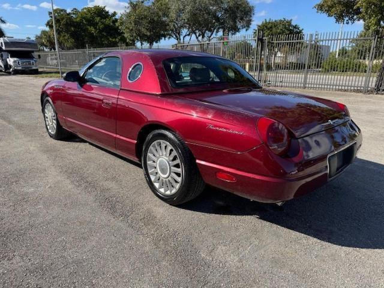 2004 Ford Thunderbird - Image 2