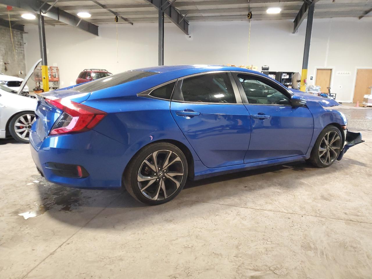 2021 Honda Civic Sport - Фото 3