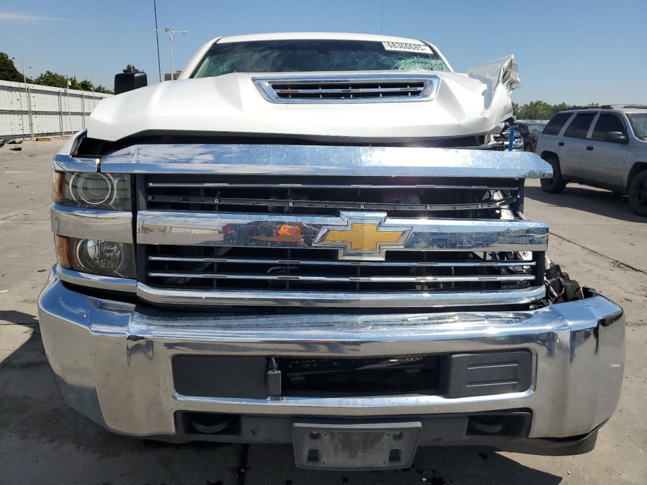 2017 Chevrolet Silverado K2500 Heavy Duty - Image 5
