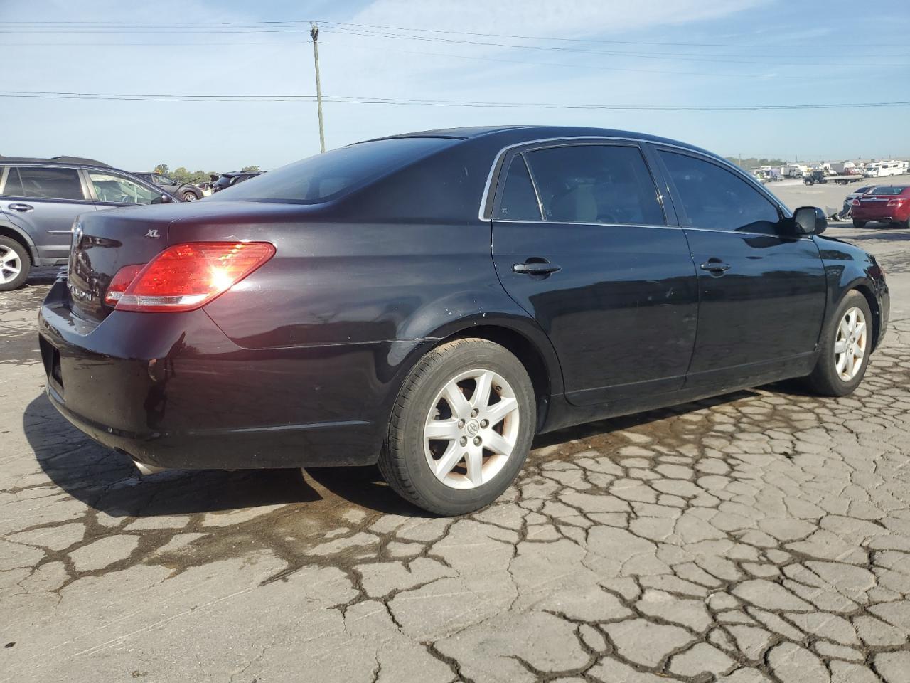 2006 Toyota Avalon Xl - Image 3