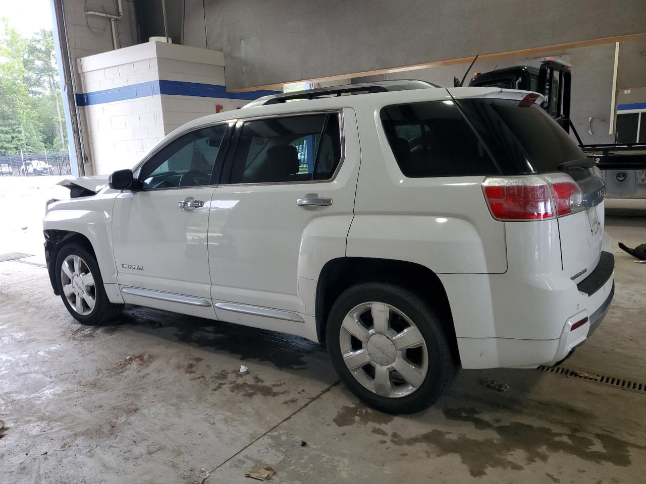 2014 GMC Terrain Denali - Image 2