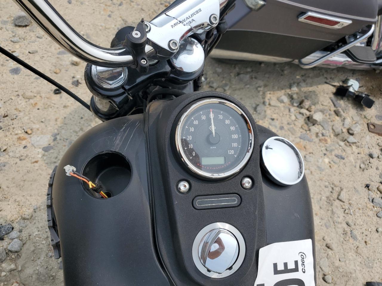 2017 Harley-Davidson Fxdb Dyna Street Bob - Фото 7