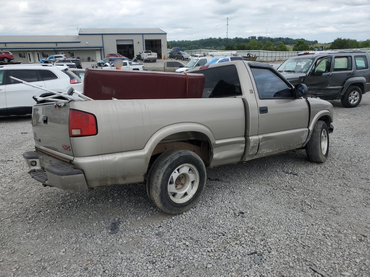 2001 GMC Sonoma - Фото 3
