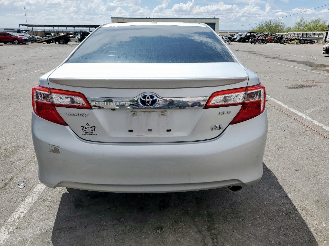 2013 Toyota Camry Hybrid - Фото 6